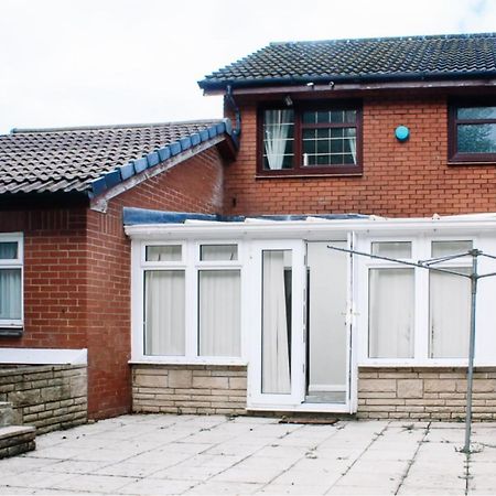 Home To Home Stay Apartment Glasgow Eksteriør bilde