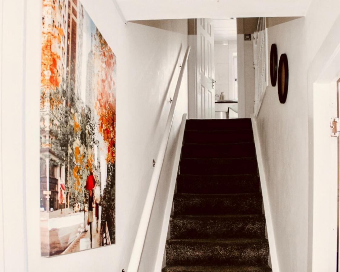 Home To Home Stay Apartment Glasgow Eksteriør bilde