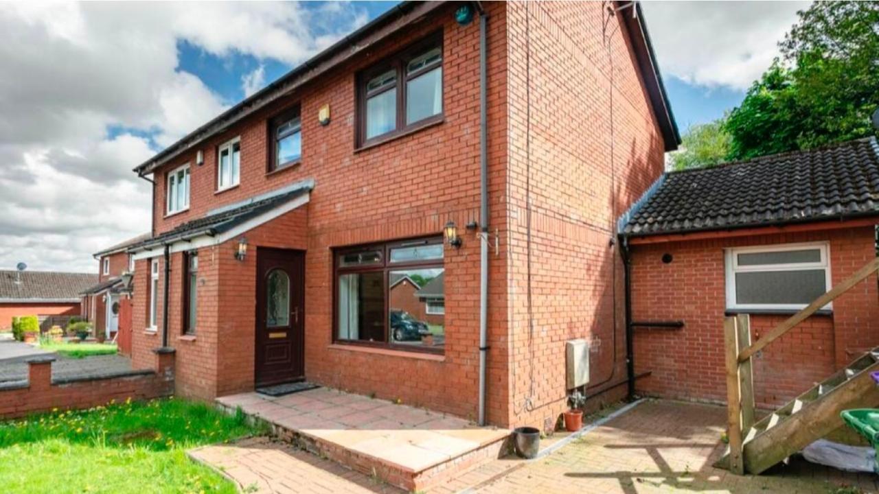 Home To Home Stay Apartment Glasgow Eksteriør bilde